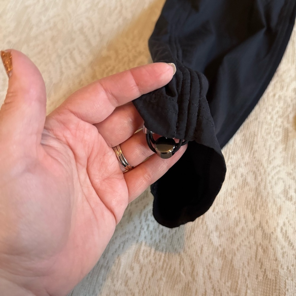 Lululemon dance studio mid rise crop pants - Picture 9 of 11